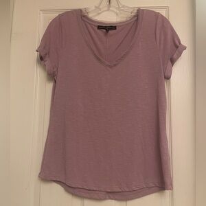 White House Black Market V Neck Tee, Size Small